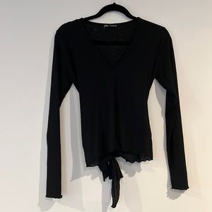 NWOT Zara Black V-Neck Long Sleeve with Tie Back (L)